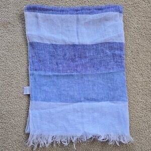 NWOT Puro Linen Scarf Blue